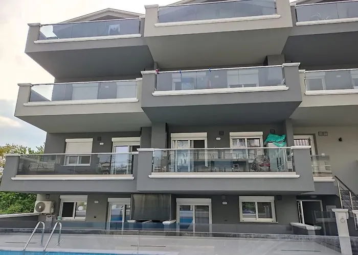 Bmb * Paralia Katerinis